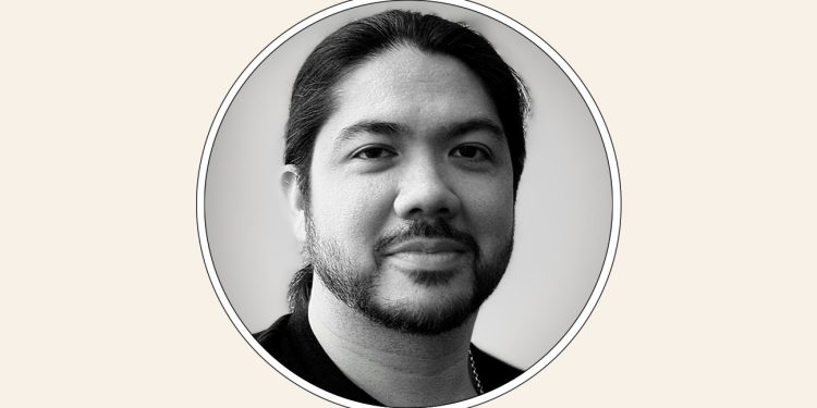 Jeff Hays va fi vocea pisicii din „Dungeon Crawler Carl”
