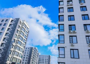 Dezvoltatorii avertizează: oferta de locuințe crește în București