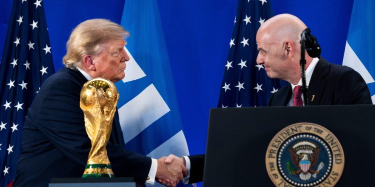 UE avertizează FIFA asupra planului cu investitori privați