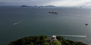 Canalul Panama reduce traficul zilnic din cauza secetei