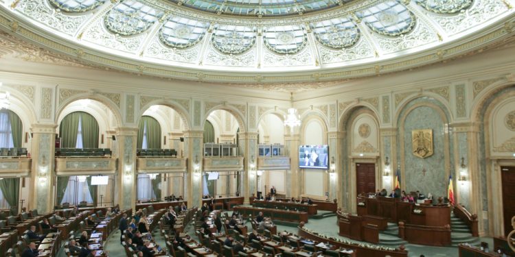 Legea integrității ajunge la votul final în Senat