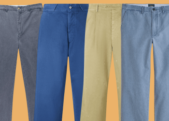 Pantalonii chino uzați schimbă uniforma casual