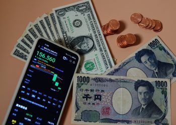 SUA și Japonia sprijină împreună yenul japonez
